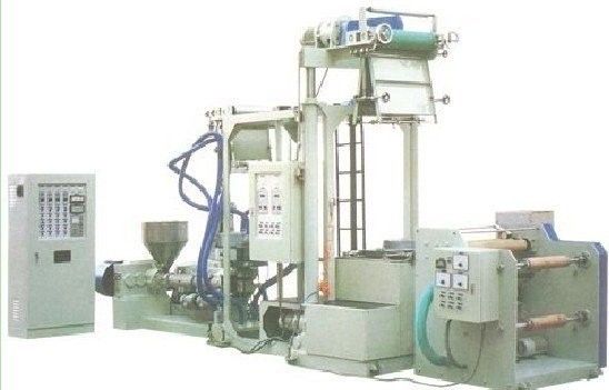 China PVC erhitzen Schrumpffolie durchgebrannte Ausrüstungs-Plastikschlagmaschine 8-100 m/min fournisseur