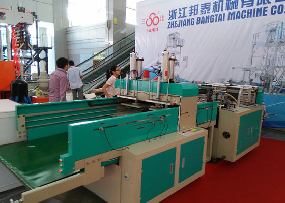 China Neue Zustands-doppelte Hochgeschwindigkeitslinien Plastikt-shirt Tasche, die Maschine herstellt fournisseur
